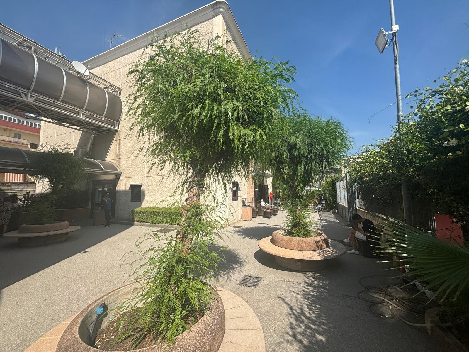 Edificio Direzionale uso ufficio vendita a Arzano