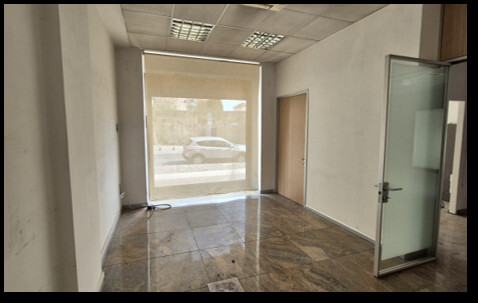 Negozio uso commerciale affitto a Caivano