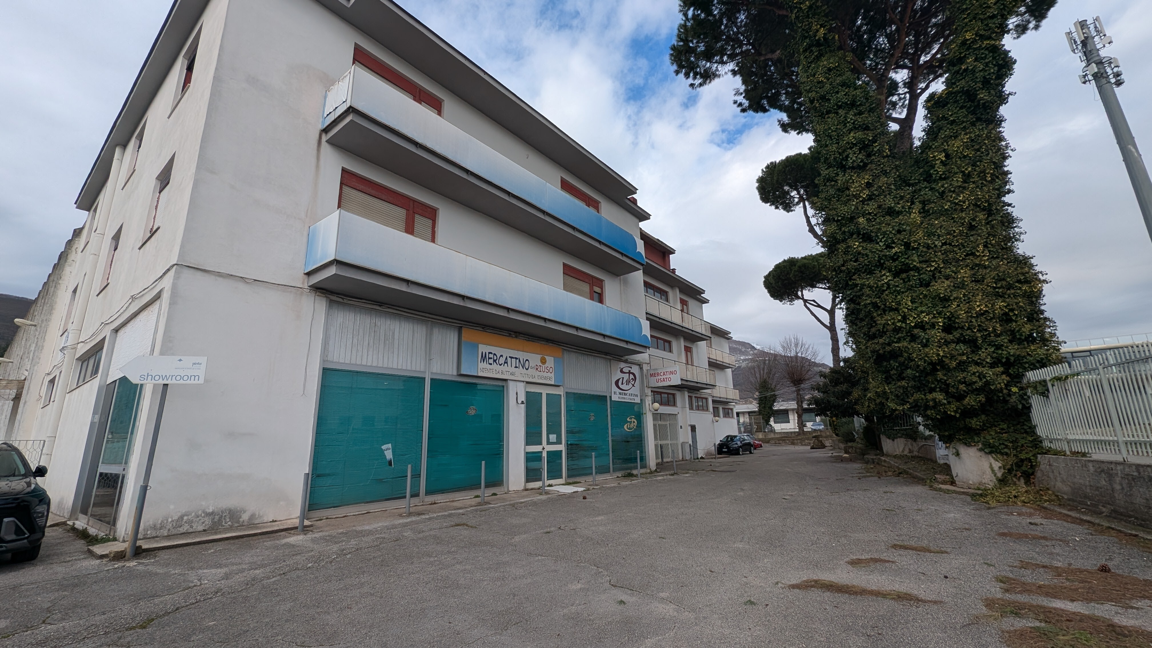 Complesso uso industriale vendita a Mercogliano