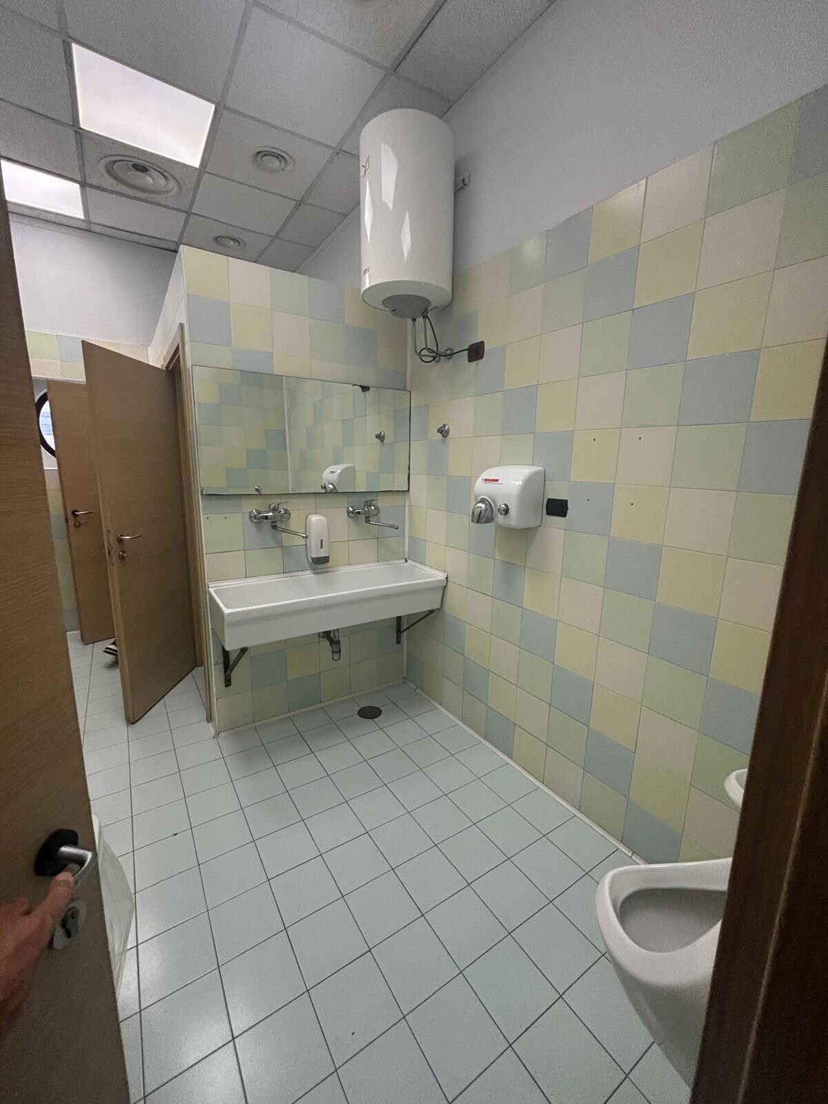 Edificio Direzionale uso ufficio vendita a Arzano