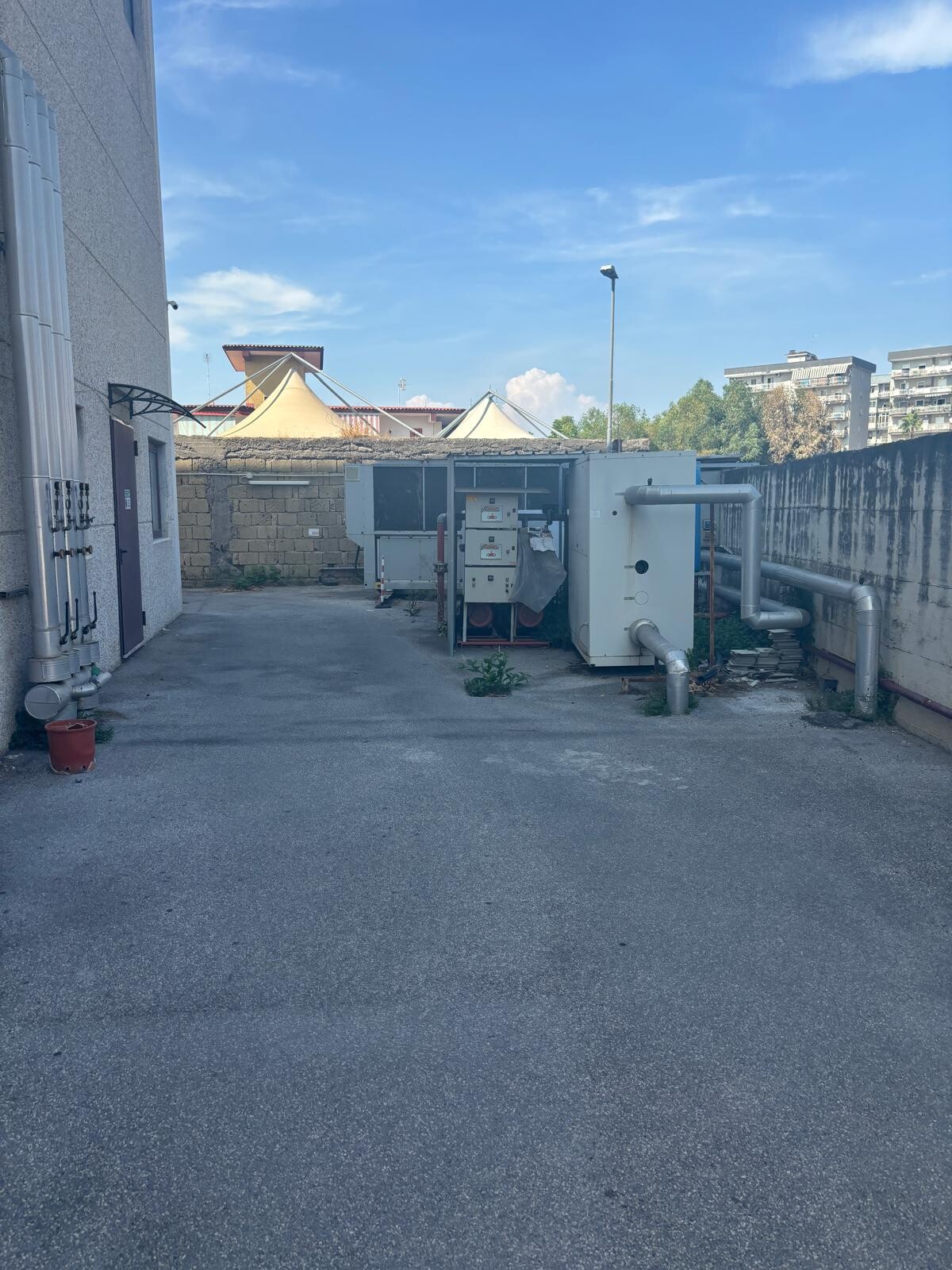 Edificio Direzionale uso ufficio vendita a Arzano