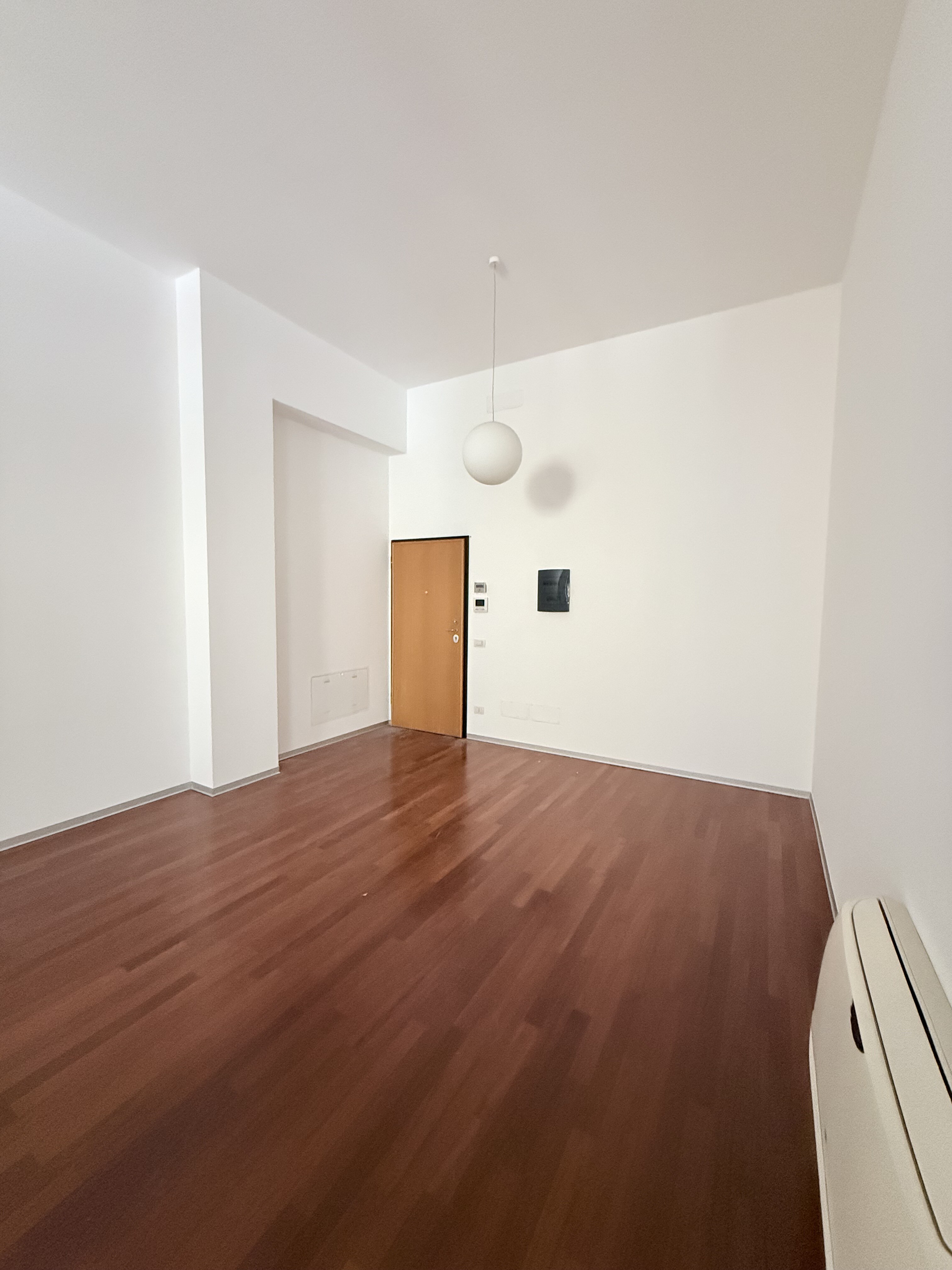 Ufficio vendita a Bari