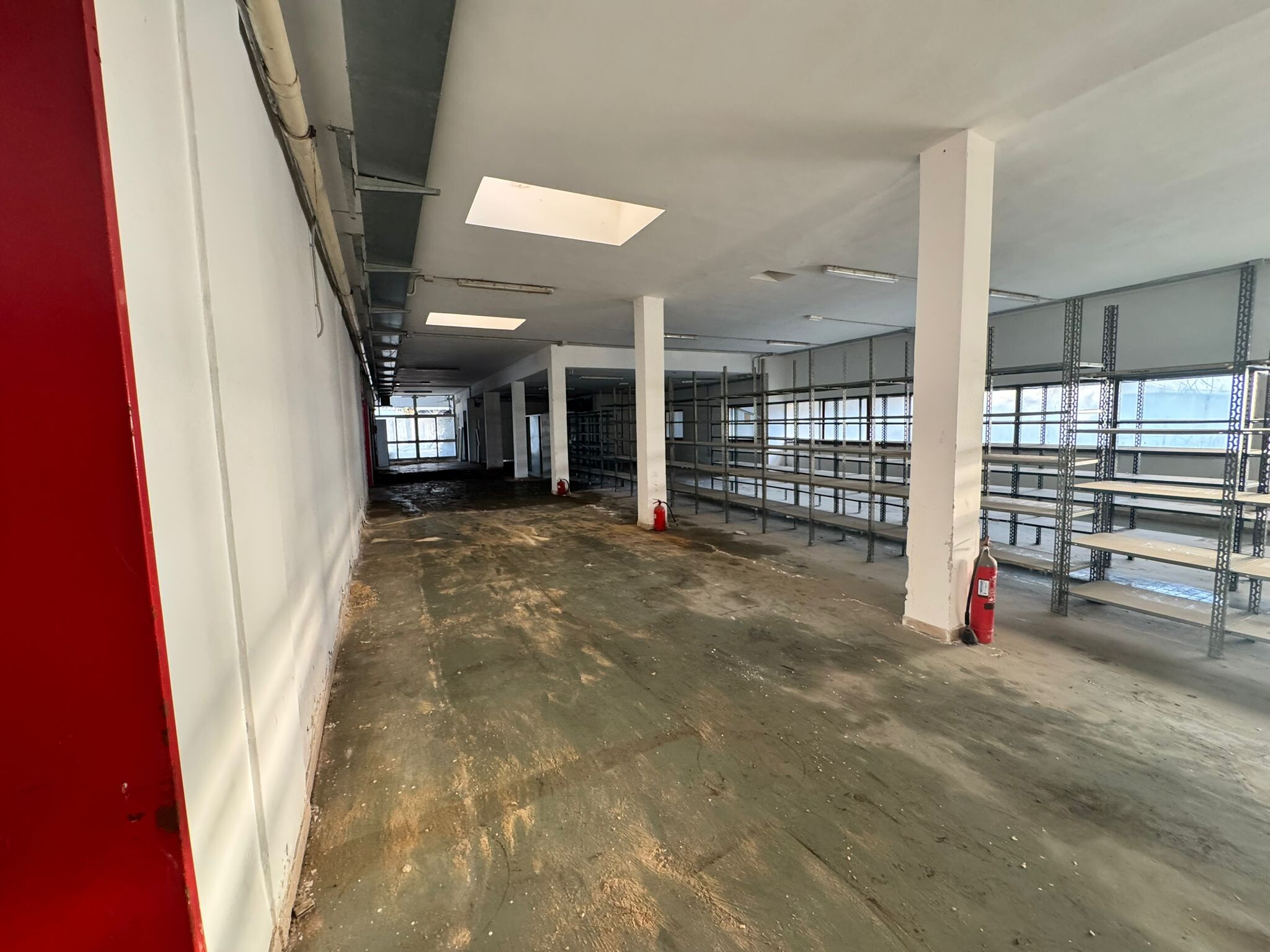 Complesso uso industriale vendita a Bari