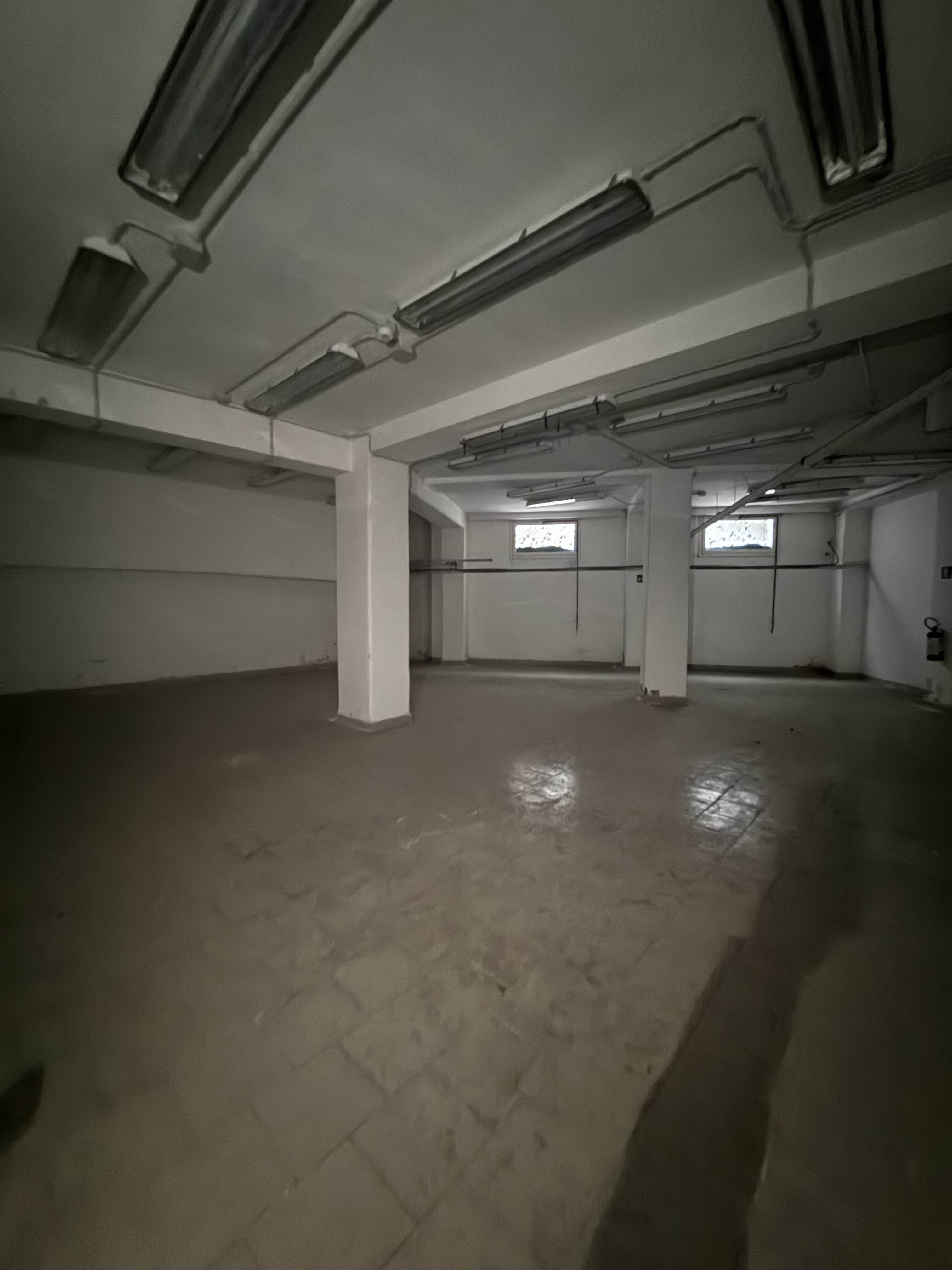 Negozio uso commerciale vendita a Foggia