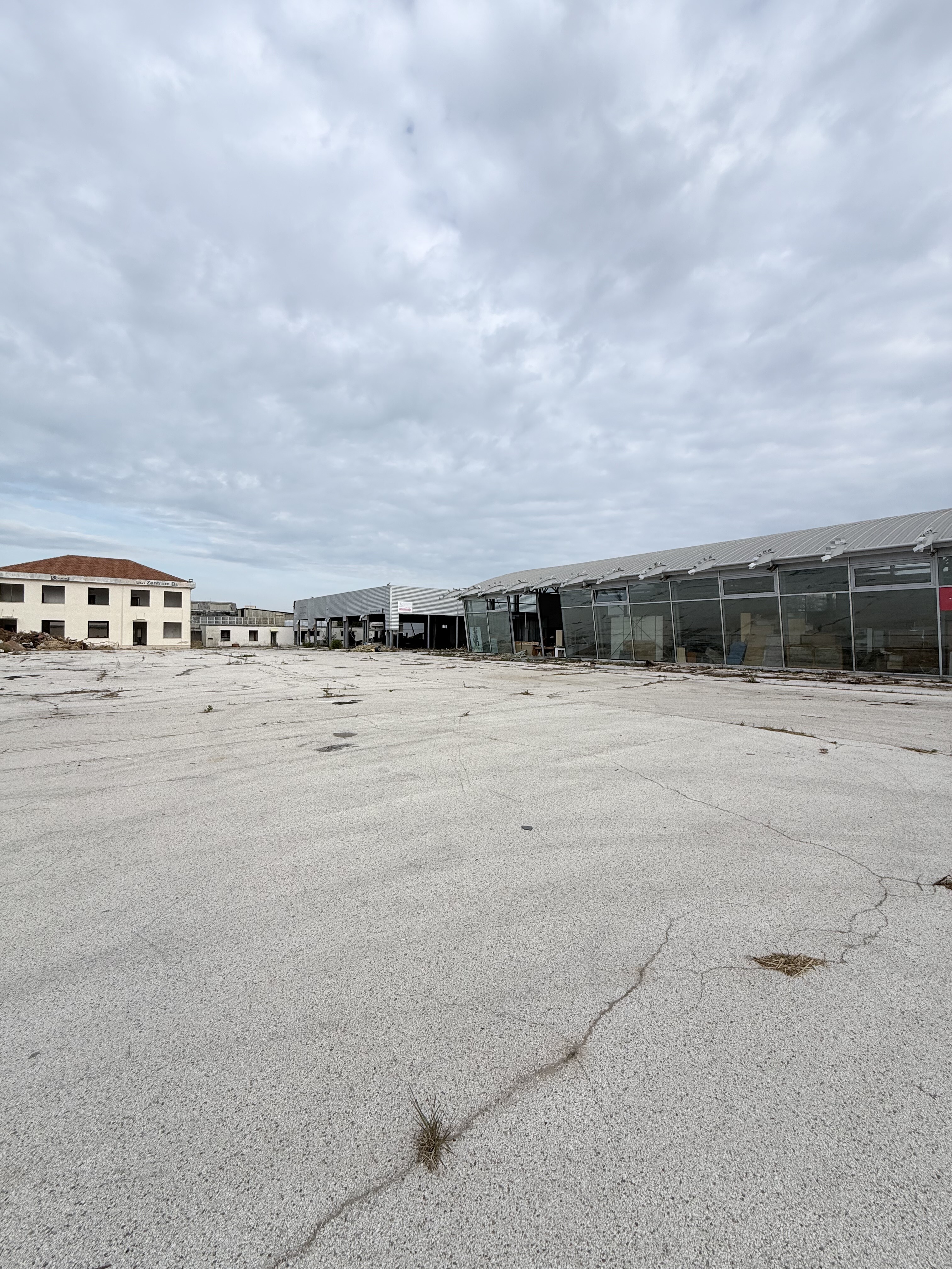 Negozio uso commerciale vendita a Bari