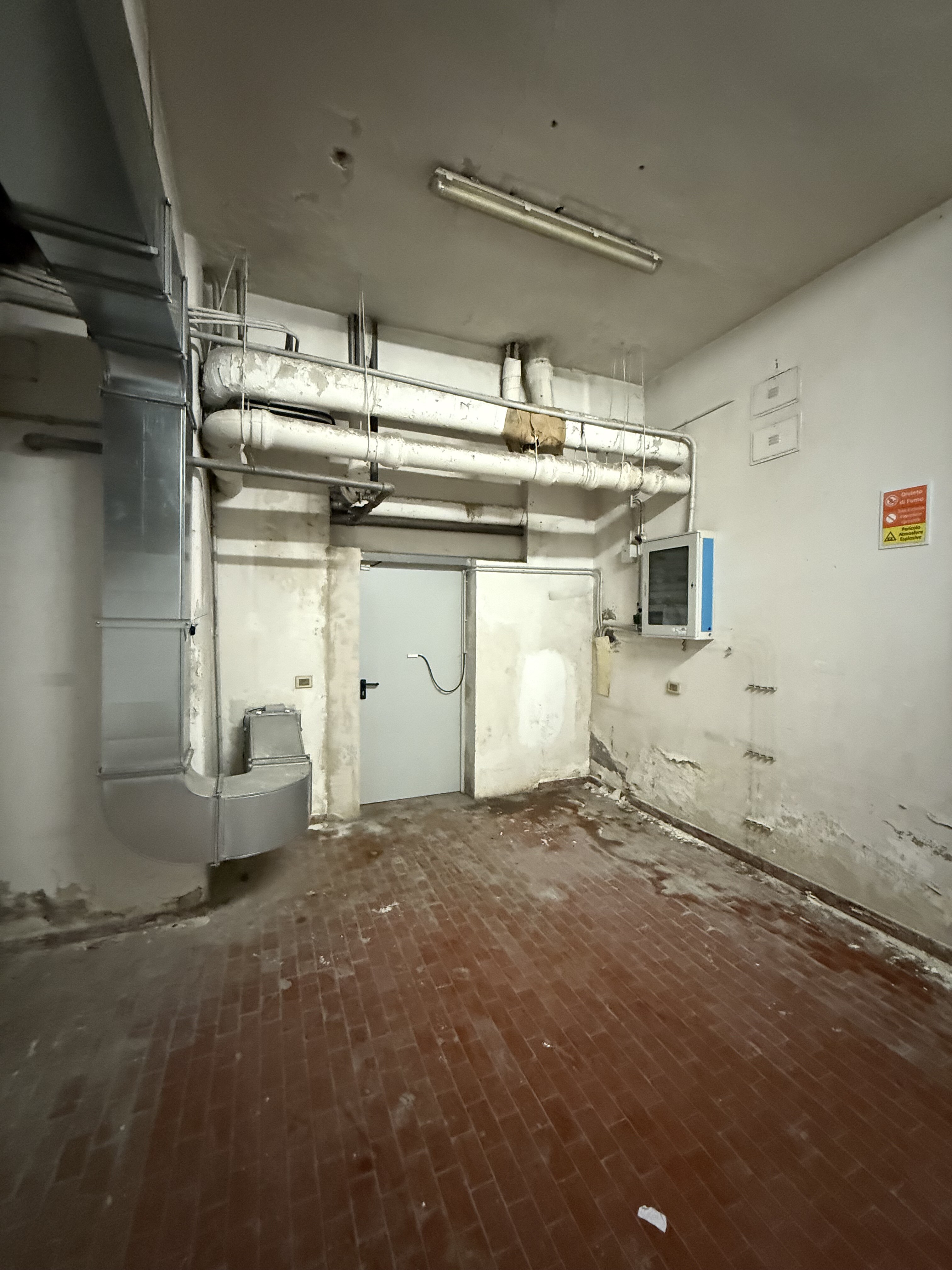 Negozio uso commerciale vendita a Foggia