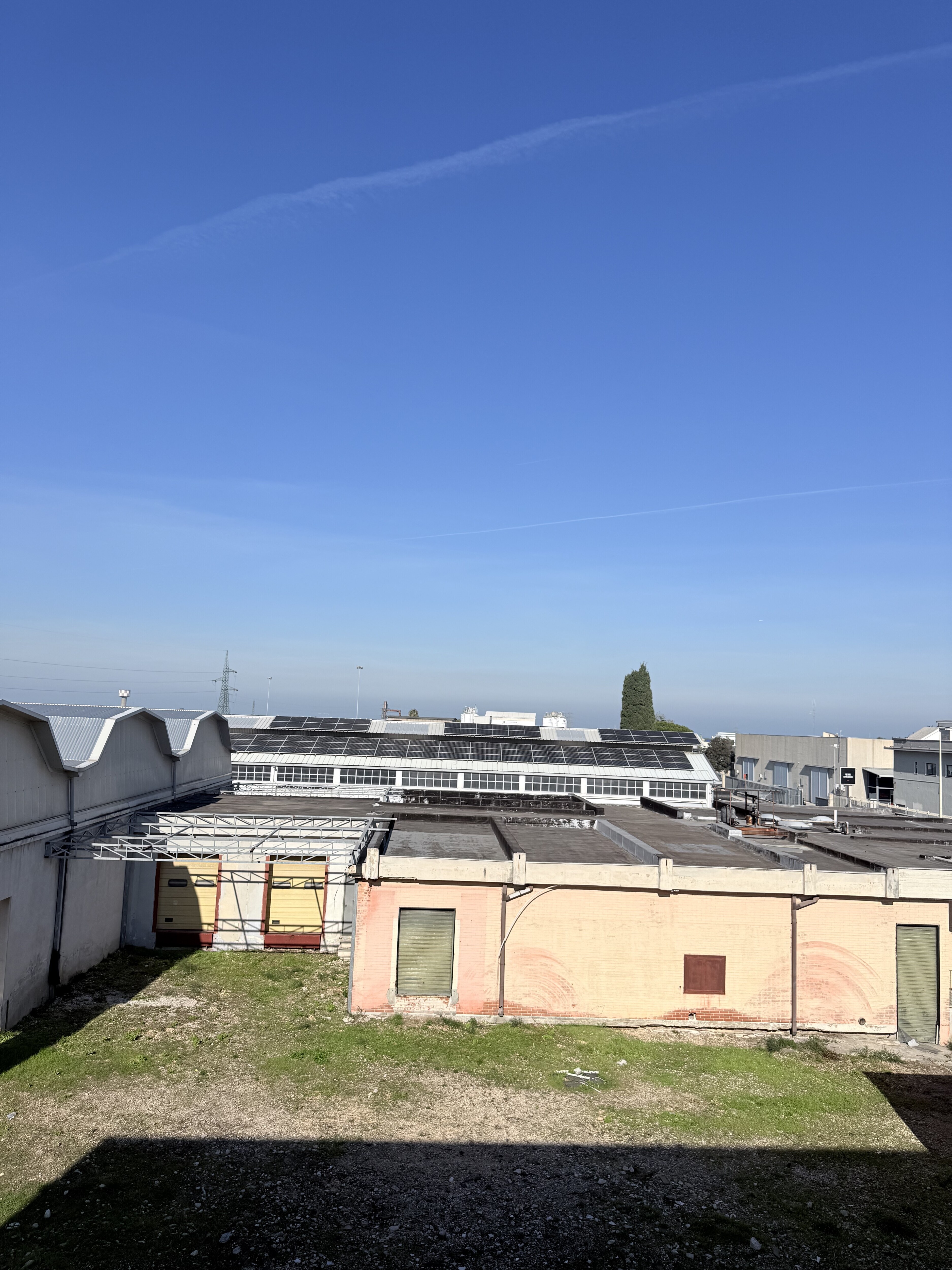 Complesso uso industriale vendita a Bari