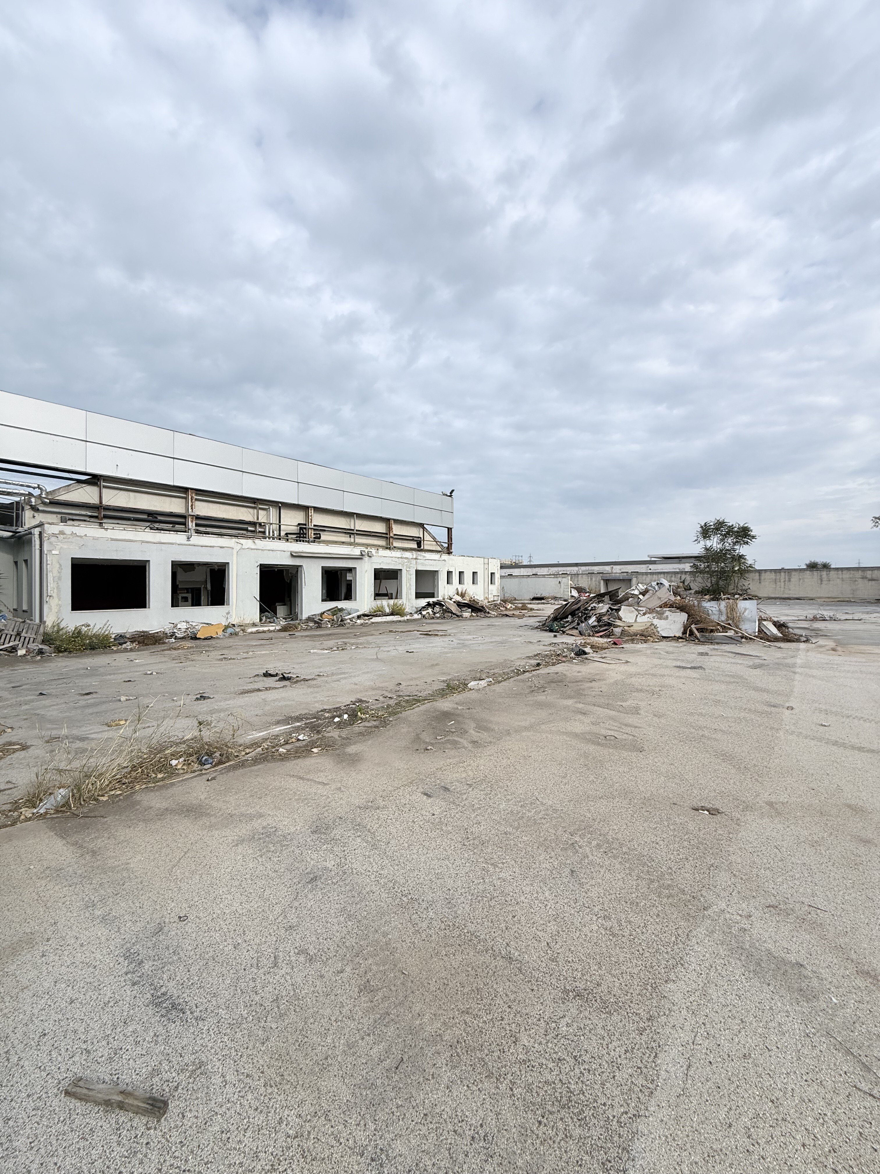 Negozio uso commerciale vendita a Bari