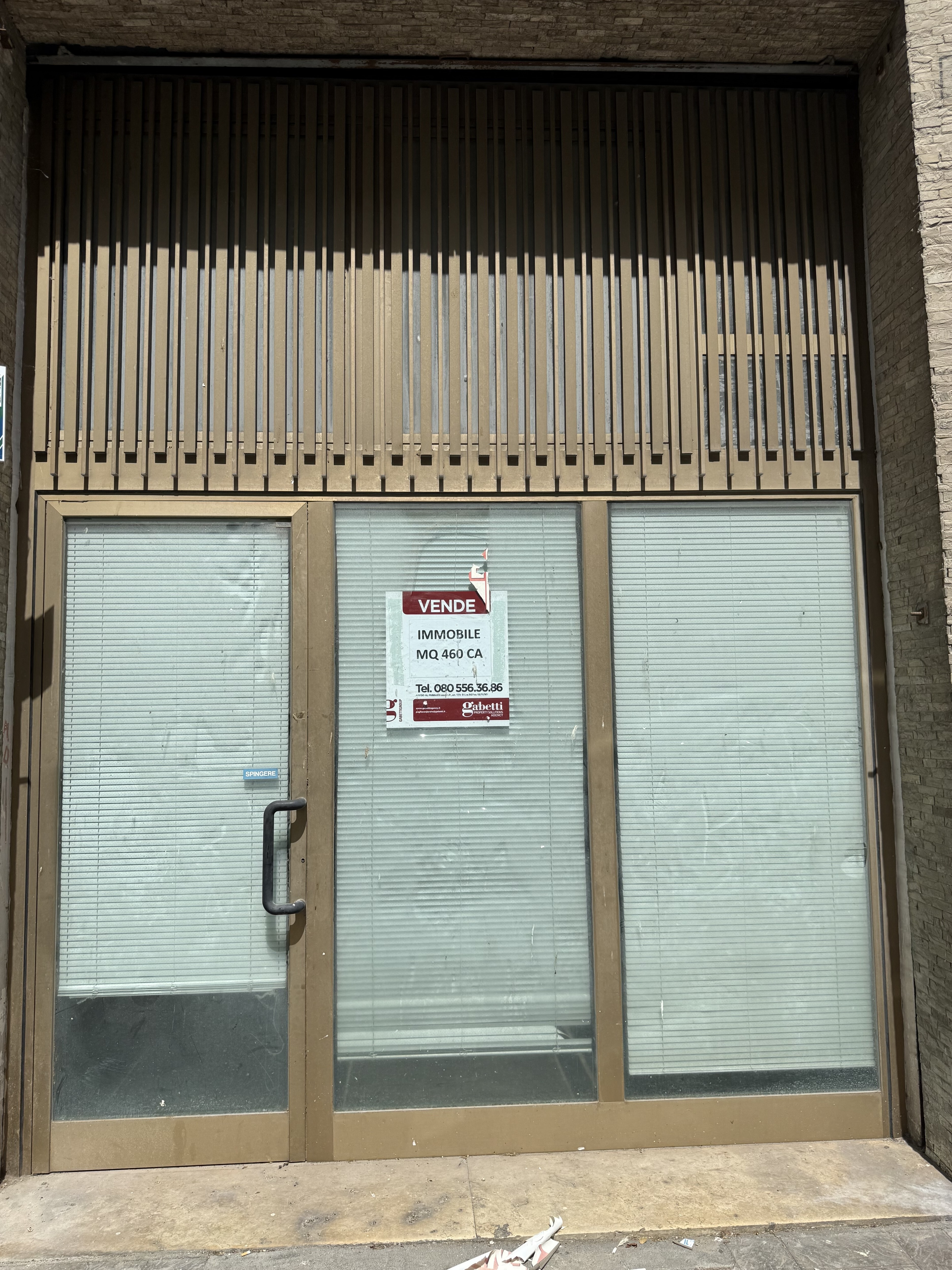 Negozio uso commerciale vendita a Foggia