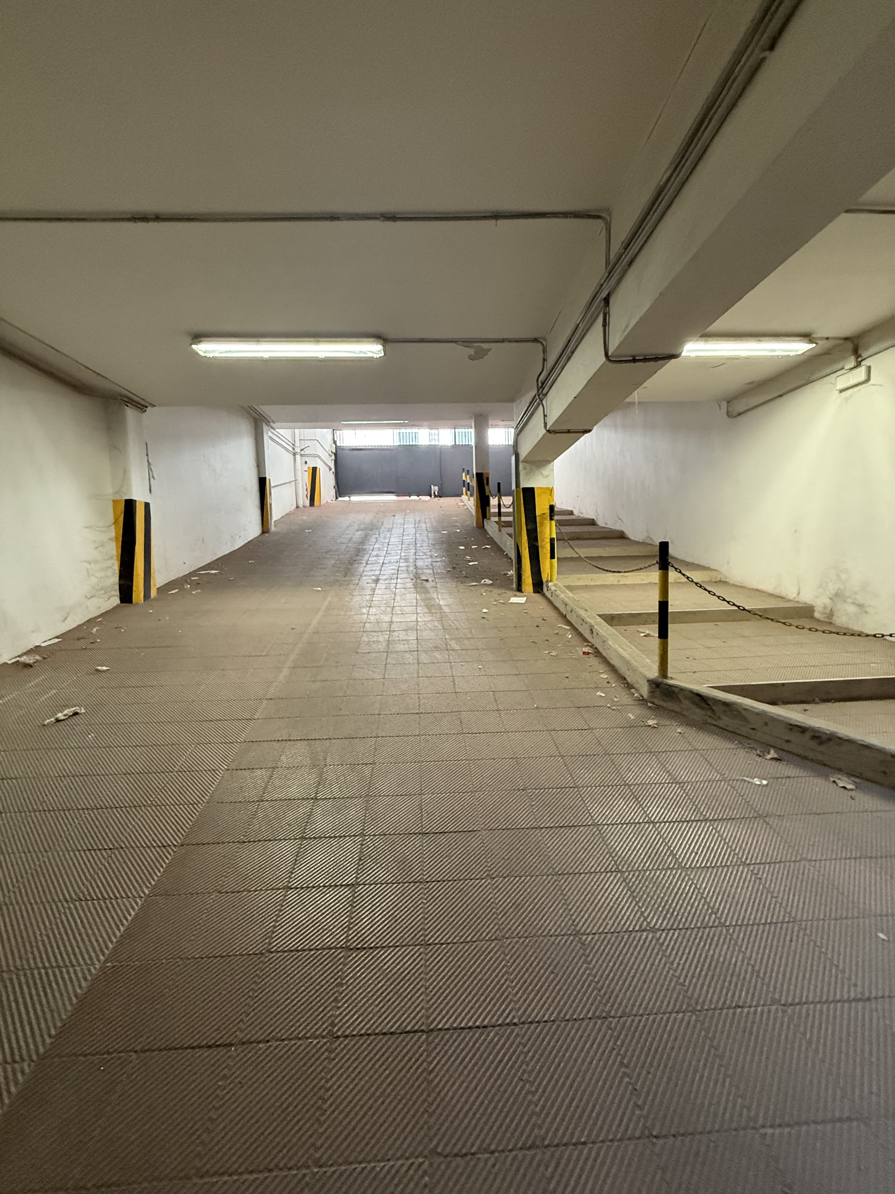 Negozio uso commerciale vendita a Foggia