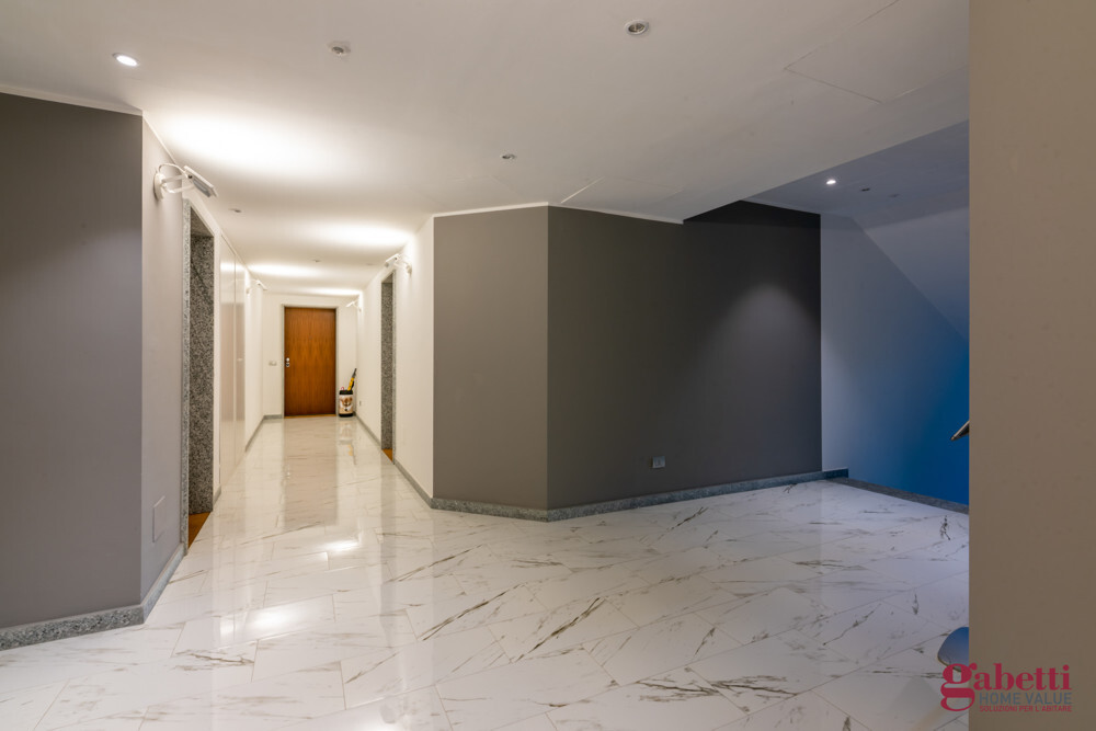 Ufficio uso commerciale vendita a Busto Arsizio