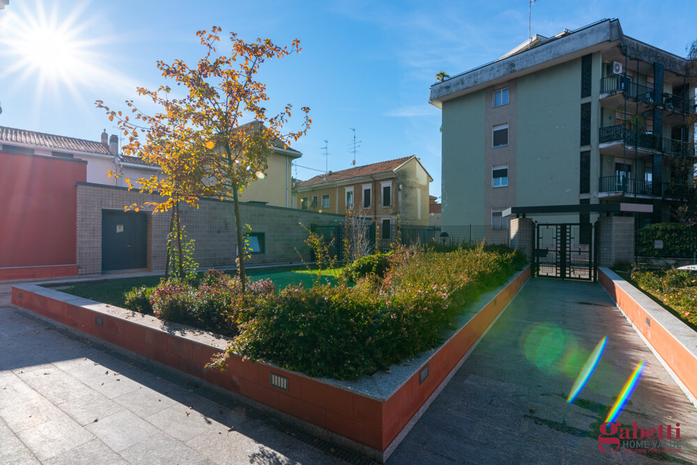 Ufficio uso commerciale vendita a Busto Arsizio